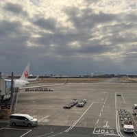 Photo taken at Departure Bus Lounge by Hironobu M. on 2/14/2023