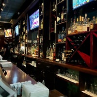 Foto scattata a Court Street Bar &amp;amp; Restaurant da Jessica L. il 3/29/2022