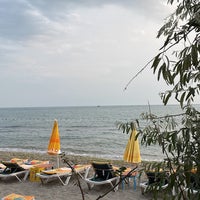 Photo taken at Coast Cafe &amp;amp; Beach by H.K U Z E Y . on 6/22/2022