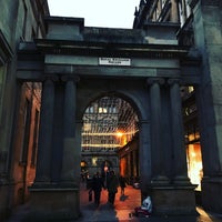 10/27/2016 tarihinde Tom L.ziyaretçi tarafından Royal Exchange Square'de çekilen fotoğraf