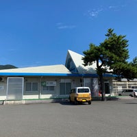 Photo taken at Nezugaseki Station by ほと on 9/11/2023