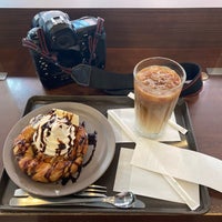 Photo taken at St. Marc Café by いよね 米. on 2/12/2023