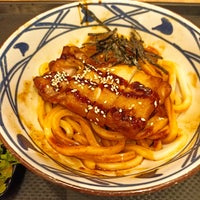 Photo taken at Marugame Udon by Cien M. on 7/24/2022