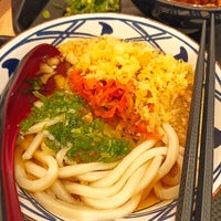 Photo taken at Marugame Udon by Cien M. on 7/24/2022