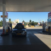 Photo taken at Shell by canol z. on 8/15/2016