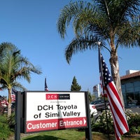 Das Foto wurde bei DCH Toyota of Simi Valley von Frank M. am 7/29/2017 aufgenommen