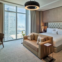 Снимок сделан в Waldorf Astoria Dubai International Financial Centre пользователем Waldorf Astoria Dubai International Financial Centre 10/18/2021