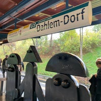 Photo taken at U Dahlem-Dorf by Jens M. on 10/18/2019