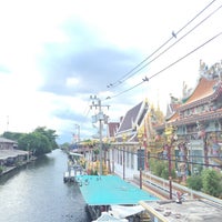 Photo taken at Wat Nimmanoradee Pier (P11) by tianmemii on 9/6/2015