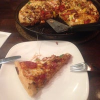 Photo taken at Pizza Hut by Elif A. on 11/16/2015