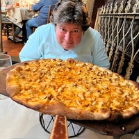 Das Foto wurde bei Bacco Italian Restaurant von Lindsey Q. am 10/25/2022 aufgenommen
