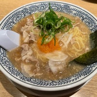 Photo taken at 丸源ラーメン 豊中千里店 by にしにし on 12/18/2023