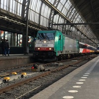 Photo taken at Intercity Direct Amsterdam Centraal - Breda by Robbert on 3/5/2016