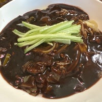 Photo taken at Zazang Korean Noodle by Suna G. on 9/2/2023