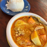 Photo taken at Amarin Thai Cuisine by Suna G. on 9/28/2022