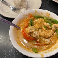 Photo taken at King of Thai Noodle by Suna G. on 12/10/2022