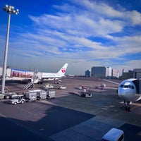 Photo taken at Haneda Airport Terminal 1 Station (MO10) by NAOKI O. on 1/19/2024