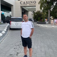 Photo taken at INTERNATIONAL Hotel Casino &amp;amp; Tower Suites by Hadis N. on 9/1/2022