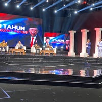 Photo taken at Televisi Republik Indonesia (TVRI) by JDR on 10/25/2020