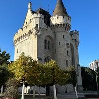 Photo taken at Porte de Hal / Hallepoort by Emrah C. on 10/14/2023