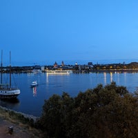 Photo taken at Theodor-Heuss-Brücke by Natacha on 7/13/2023