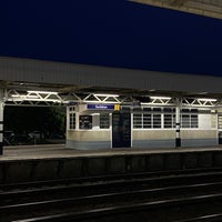 Photo taken at Surbiton Railway Station (SUR) by Tatiana C. on 6/14/2023