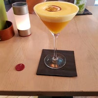 Das Foto wurde bei Thomas Eindhoven | Cocktails | Comfort streetfood | Club von Brent V. am 7/23/2022 aufgenommen