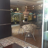 10/19/2012 tarihinde Cansin C.ziyaretçi tarafından Bulvar Cafe &amp;amp; Patisserie'de çekilen fotoğraf
