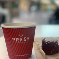 Foto tomada en Press Coffee - Scottsdale Quarter  por MUSHARI el 1/9/2022