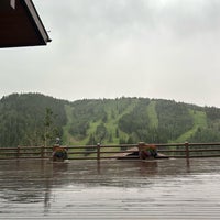 Foto scattata a Stein Eriksen Lodge Deer Valley da Lauren il 7/22/2023