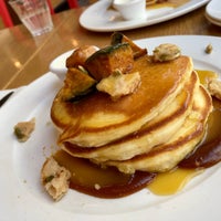 Photo taken at Clinton St. Baking Company &amp;amp; Restaurant by いっと on 10/23/2022