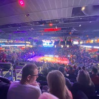 รูปภาพถ่ายที่ UD Arena โดย Austin G. เมื่อ 3/15/2022