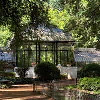 Photo taken at Jardín Botánico Carlos Thays by Ş A F A K  💫 on 1/25/2024