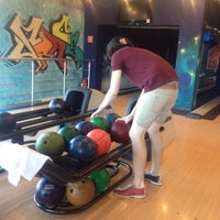 Photo taken at КосмоДоМ bowling &amp;amp; bar by Мира А. on 8/23/2015