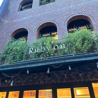 Photo taken at Ruby On by かにろい .. on 7/23/2023