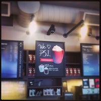Photo taken at Starbucks by Paul L. on 9/15/2013