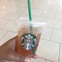 Photo taken at Starbucks by Sulena R. on 4/28/2018