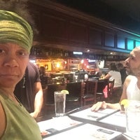 Photo taken at Houlihan&amp;#39;s by Sulena R. on 8/11/2018