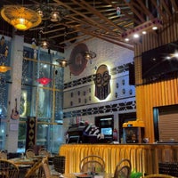 รูปภาพถ่ายที่ Bohoo Restaurant &amp;amp; Cafe โดย Lolo. เมื่อ 11/20/2023