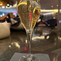 Photo taken at Virgin Atlantic Clubhouse by Bill C. on 1/19/2024