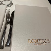 Photo taken at Roberto&amp;#39;s Restaurant by Muh M. on 12/9/2022