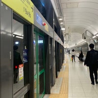 Photo taken at Nagatacho Station by しぶ on 5/17/2023