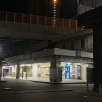 Photo taken at Shin-Koyasu Station by しぶ on 9/4/2023