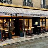 Das Foto wurde bei Le Faubourg Café von Le Faubourg Café am 12/27/2021 aufgenommen