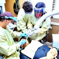 Das Foto wurde bei Dentrilogy | Dental Assisting School von Dentrilogy D. am 3/25/2022 aufgenommen