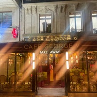 Photo taken at Café George V by Dr 🇸🇦 🌹🇯🇴🌹🇫🇷🌹🇧🇭 G. on 11/17/2023