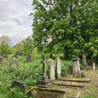 Photo taken at Ladywell Cemetery by Johnny H. on 5/1/2024