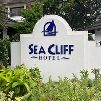Photo taken at Sea Cliff Hotel Dar Es Salaam by Mwende on 1/19/2023