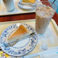Photo taken at Tully&amp;#39;s Coffee by いおり on 1/4/2023