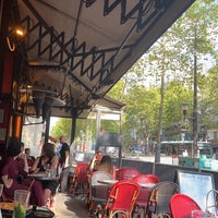 Photo taken at Indiana Café – Richelieu Drouot by … on 7/29/2022